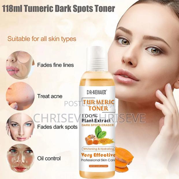 Tumeric Face and Neck Toner · Photo 2