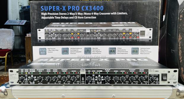 Behringer Crossover · Photo 1