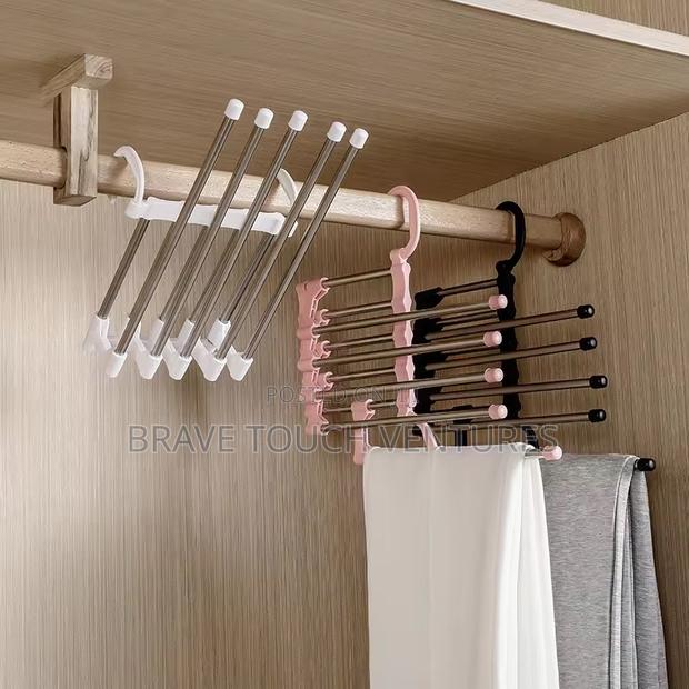 5 in 1 Multi-Layer Clothes/ Trouser Hanger · Photo 3