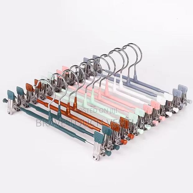 Metal Clip Trouser/Pants Hanger - 10 Piece Per Pack · Photo 1