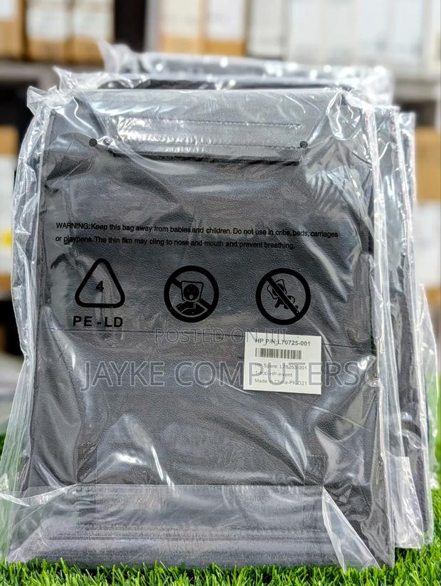 Hp 13.3-inch Laptop Sleeve Bag · Photo 3