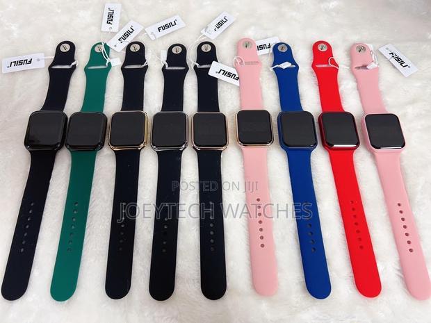 Fusili Digital Watch · Photo 1