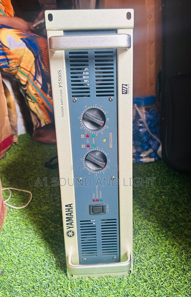 Yamaha P5500s Power Amplifier · Photo 3