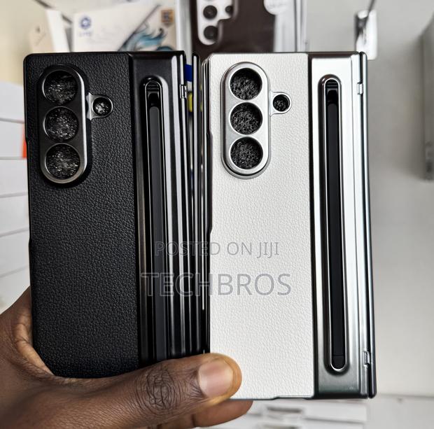 Galaxy Fold 7 Case With Glass Protector & Pen · Photo 1