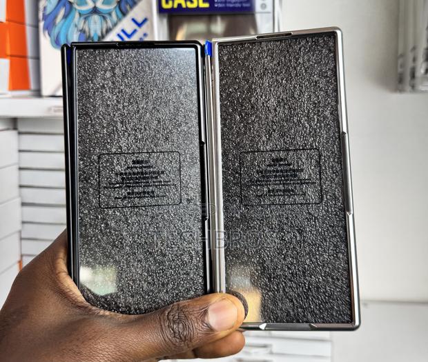 Galaxy Fold 7 Case With Glass Protector & Pen · Photo 2