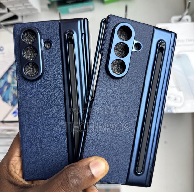 Galaxy Fold 7 Case With Glass Protector & Pen · Photo 4
