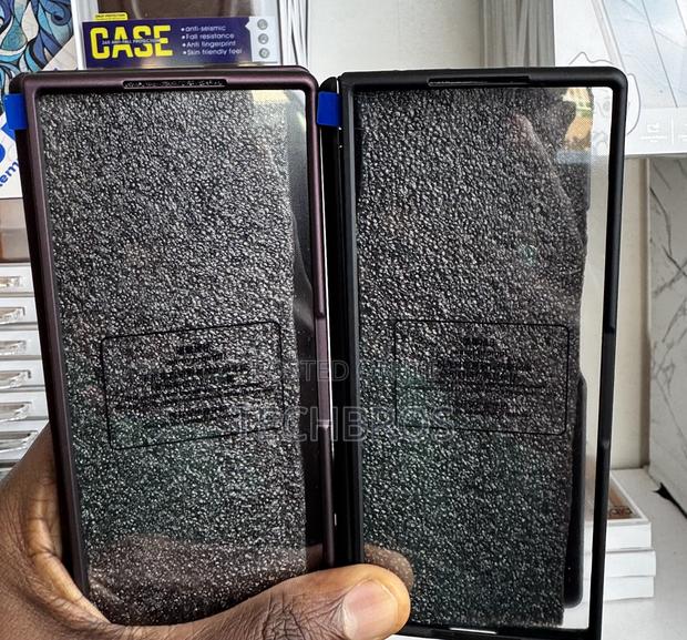 Galaxy Fold 6 Case With Protective Screen Protector · Photo 2
