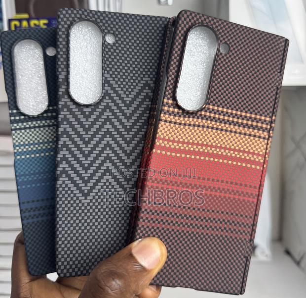 Carbon Fiber Case For Galaxy Fold 6 With Glass Protector · Photo 1