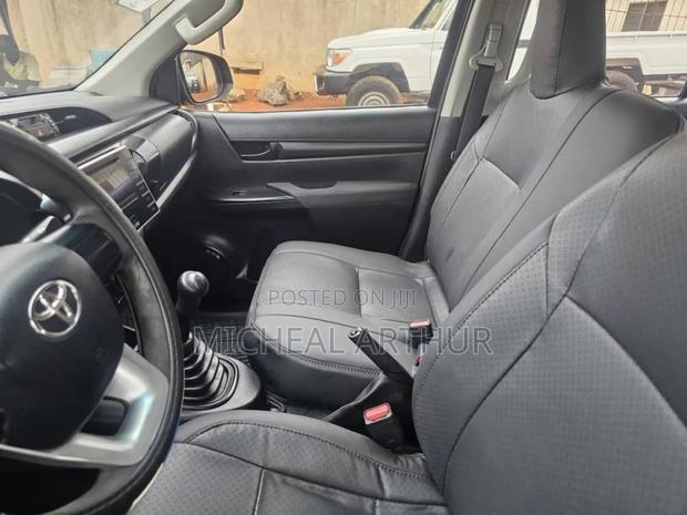Mitsubishi Pajero 2017 White · Photo 5