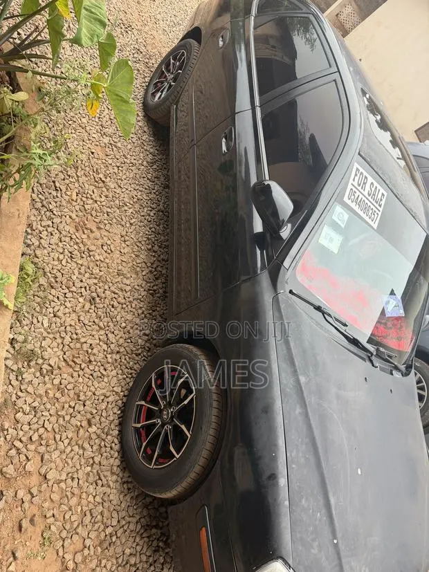 Hyundai Elantra 2003 Black · Photo 1