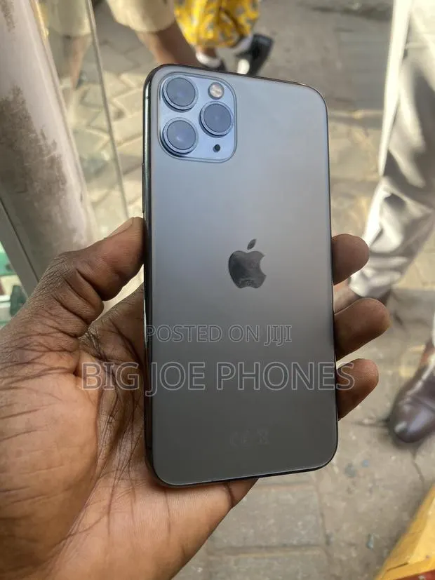 New Apple iPhone 11 Pro 64 GB Black · Photo 1