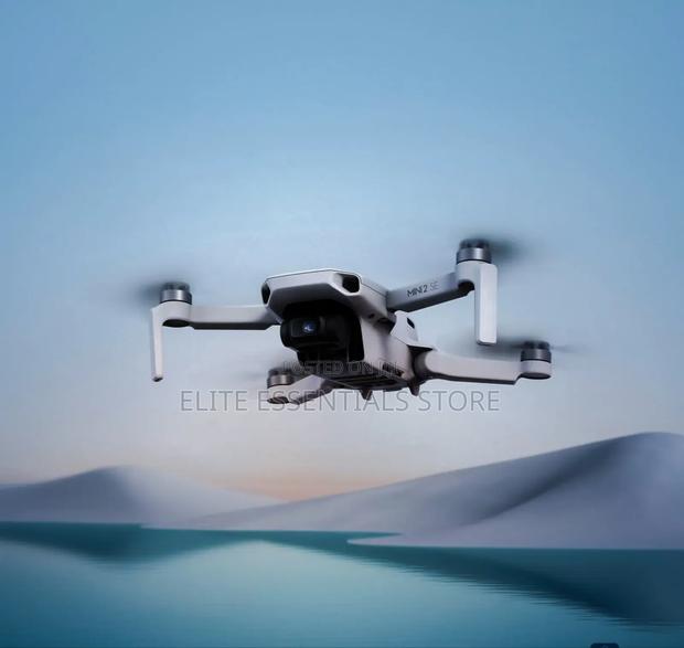 Dji Mini 3 Fly More Combo Drone Camera · Photo 3