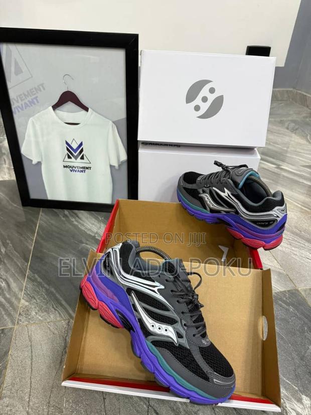Saucony Progrid Sneakers Comes In Different Colours, Swipe > · Photo 5