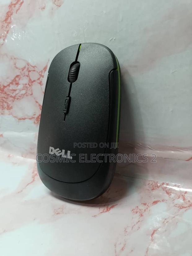 The Dell Wireless Mouse. · Photo 5