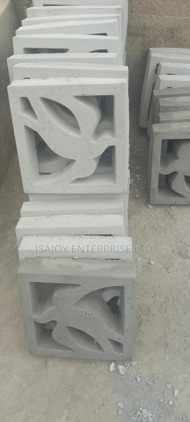 Ventilation Blocks · Photo 3