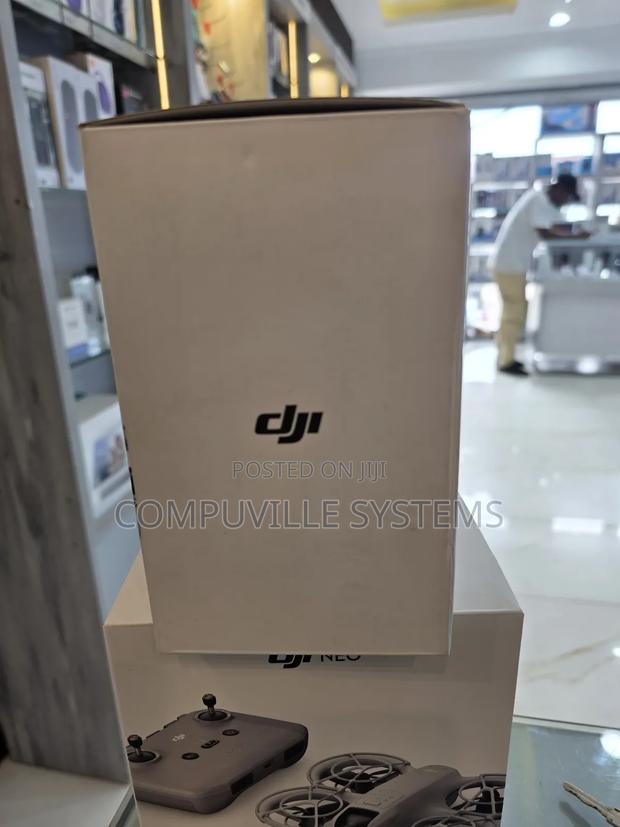 Dji Neo Fly More Combo · Photo 2