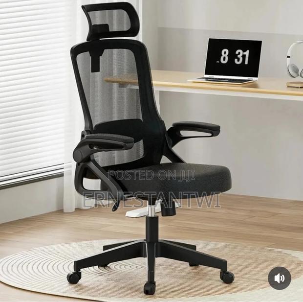 Breathable Ergonomic Office Chair From Uk · Photo 1