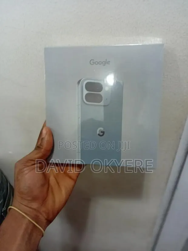New Google Pixel 10 Pro Fold 256 GB Gray · Photo 1