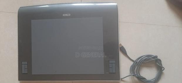 Intios 3 Graphic Tablet (Ptz-930) · Photo 5