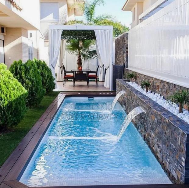 We Build Renovative Swimming Pools · Photo 3