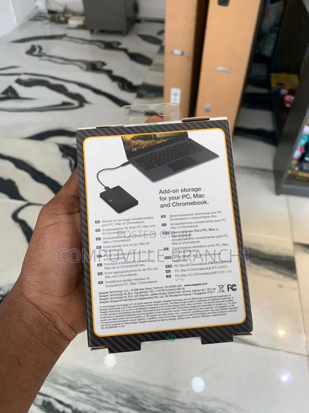 Seagate 2tb External HDD · Photo 2