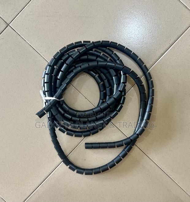Easy Wrap Cable Organizer Management Cord - 20mm X 3m · Photo 3