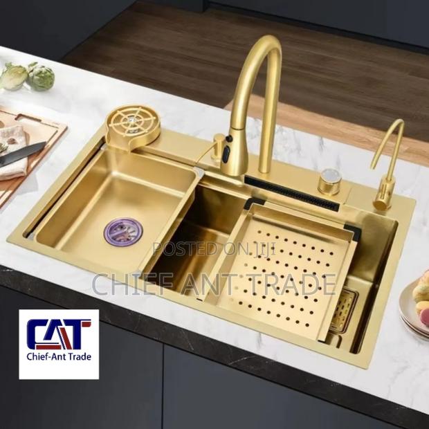 Golden Luxury Kitchen Sink 7545 Gold · Photo 2