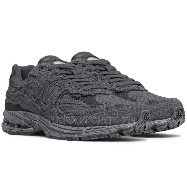New Balance 2002r Protection Shoes · Photo 1