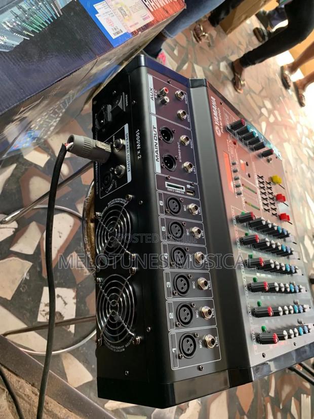 Yamaha Pam-600d 6-Channel Professional Music Mixer. · Photo 2