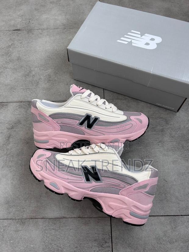 New Balance 1000 B Pink · Photo 1