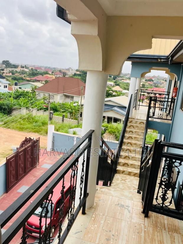 18bdrm House in Sokoban Ampayoo, Kumasi Metropolitan for sale · Photo 5