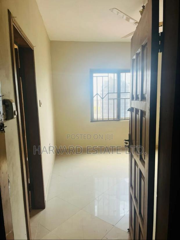 18bdrm House in Sokoban Ampayoo, Kumasi Metropolitan for sale · Photo 7