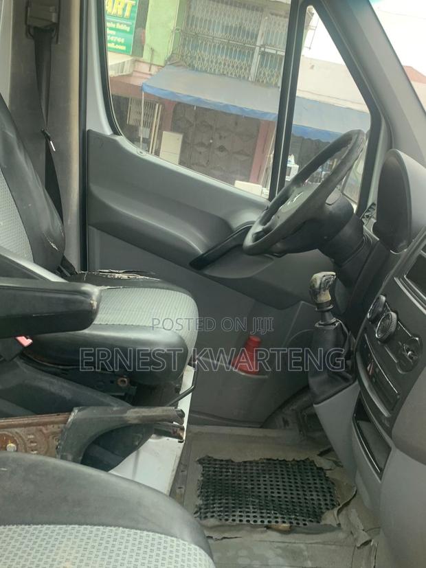 Mercedes-Benz Sprinter 2012 White · Photo 2