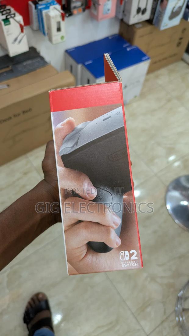 Nintendo Switch 2 Pro Controller Latest Model Black · Photo 2