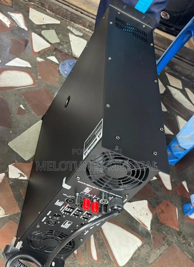 Crest Audio Ca20 Professional Power Amplifier (For Mid/Bass) · Photo 3