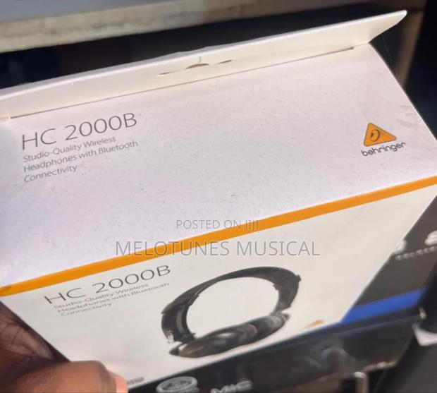 Behringer Hc 2000b Studio-Quality Wireless Headphone With Bt · Photo 2