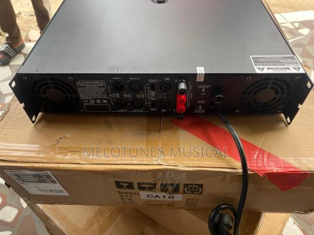 Crest Audio Ca18 Midrange Professional Power Amplifier · Photo 2