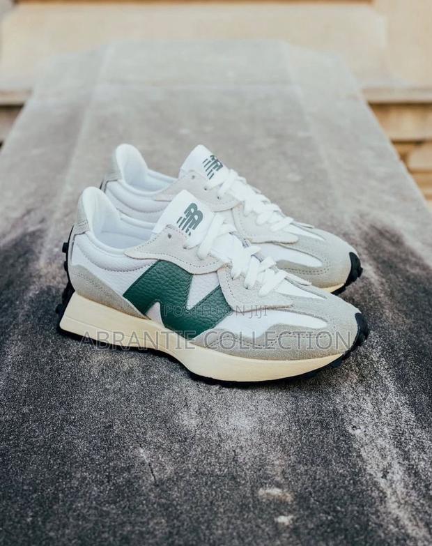 Authentic New Balance Unisex 327 Available · Photo 1