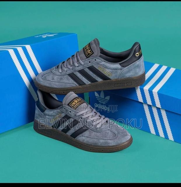 Adidas Handball Spezial Comes In Different Colors , Swipe >> · Photo 7