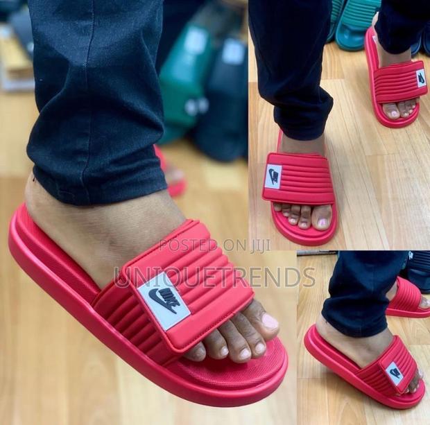 Top Quality Nike Slides · Photo 7