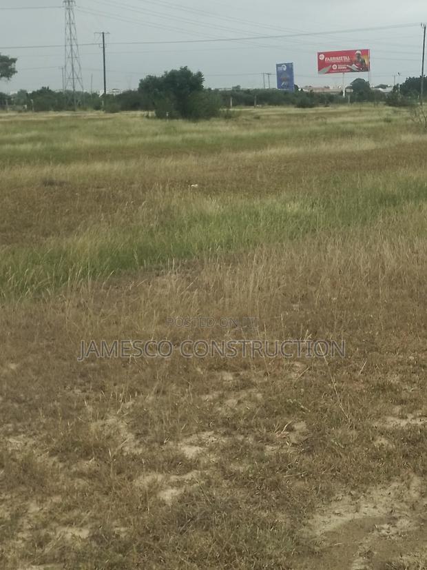 60 Acres of Main Road Side Land for Sale · Photo 4