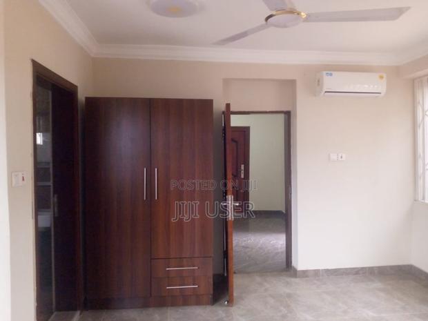 5bdrm House in Ashomang Estate for sale · Photo 2