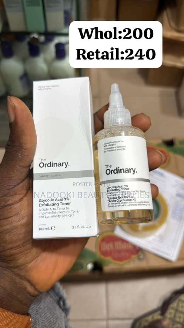 The Ordinary Glycolic Acid 7% Exfoliating Toner · Photo 2