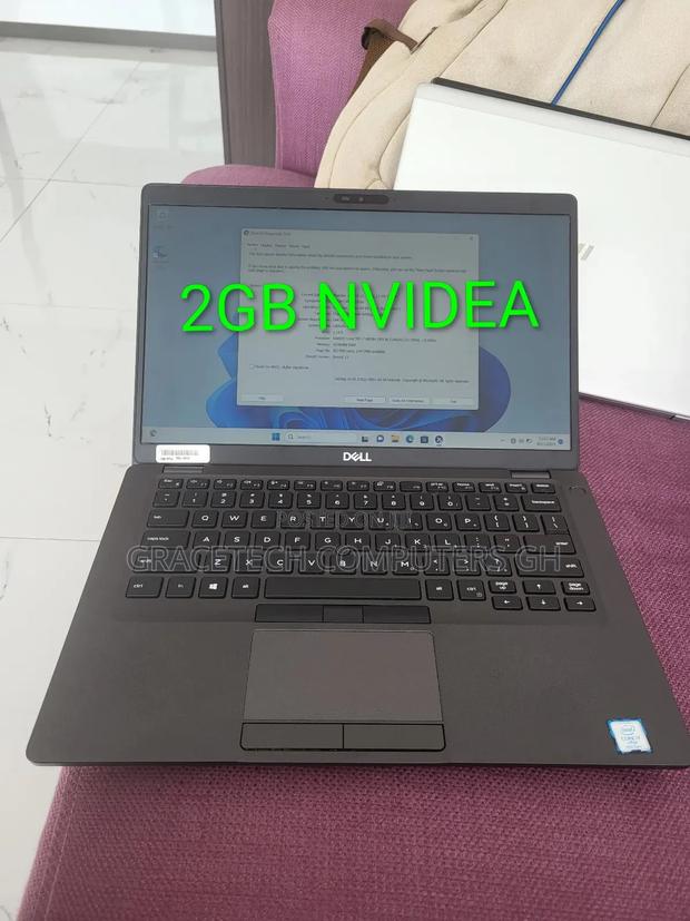 Laptop Dell Latitude 5401 16GB Intel Core i7 SSD 256GB · Photo 1