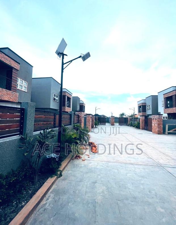4bdrm House in Adjiringanor, Adjiriganor for sale · Photo 4