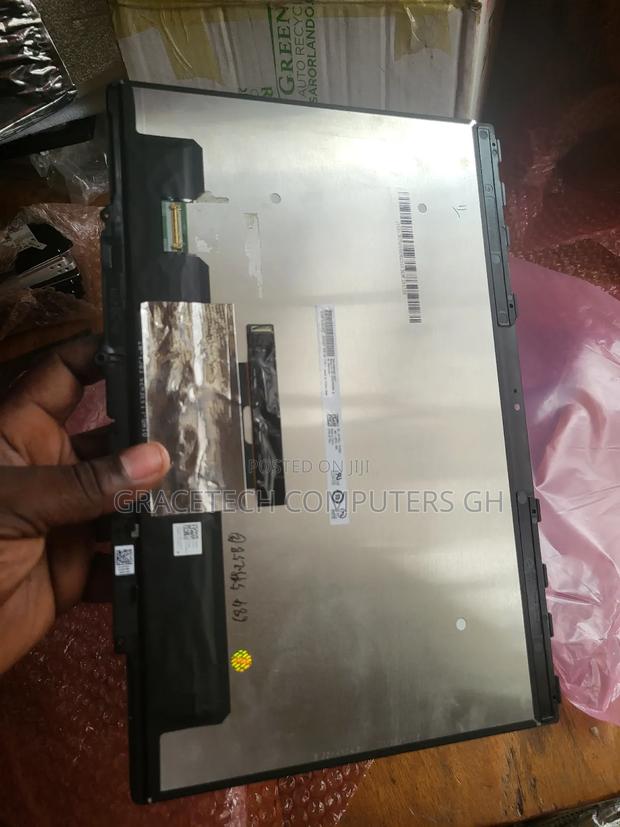 Dell Latitude 7390 2-in-1 Screen Assembly · Photo 3