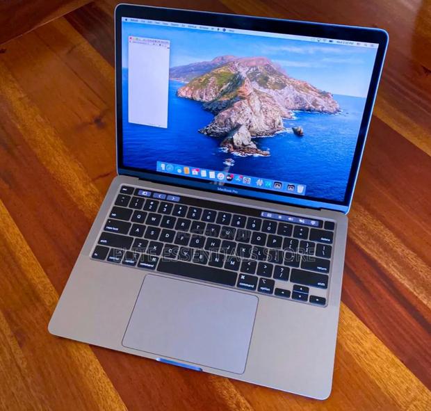Laptop Apple MacBook Pro 2020 32GB Intel Core I7 SSD 512GB · Photo 1