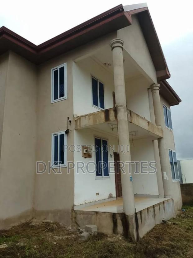 4bdrm House in Dki Properties, Malejor for sale · Photo 3