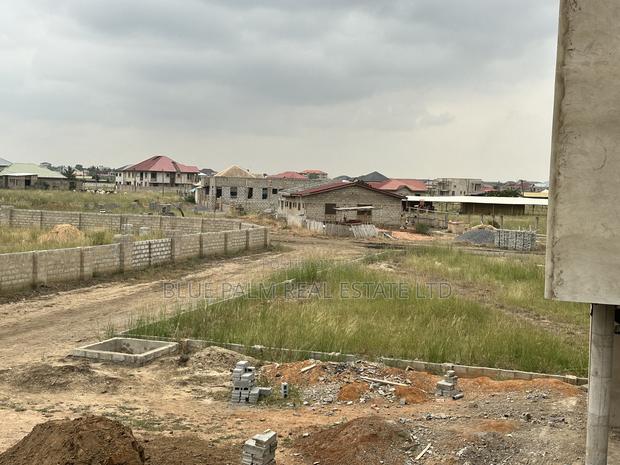 Horizon Height – Premium Gated Living in Community 25 · Photo 3