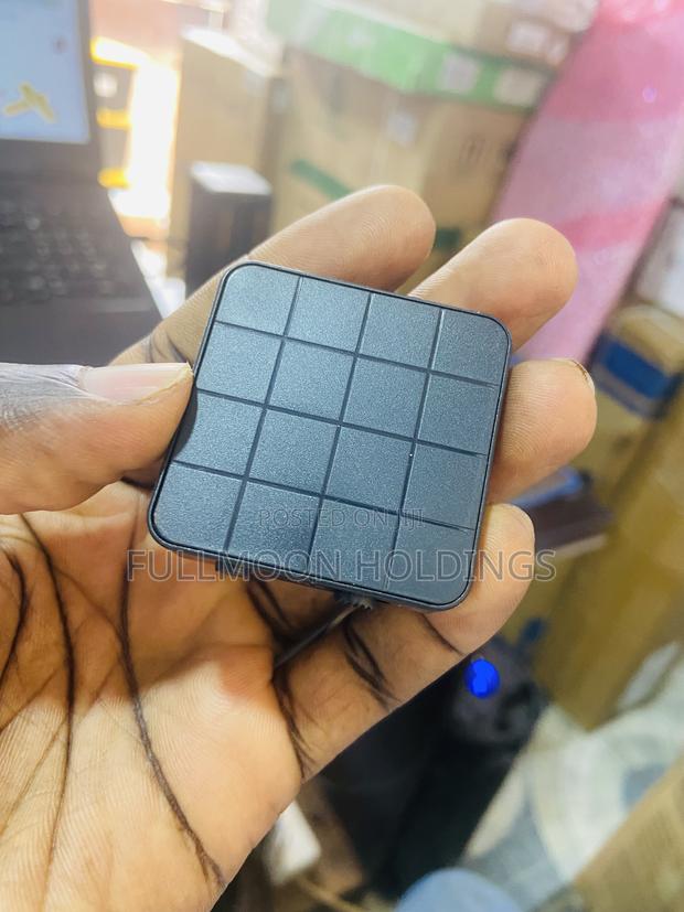 Bluetooth Transmitter and Receiver · Photo 2